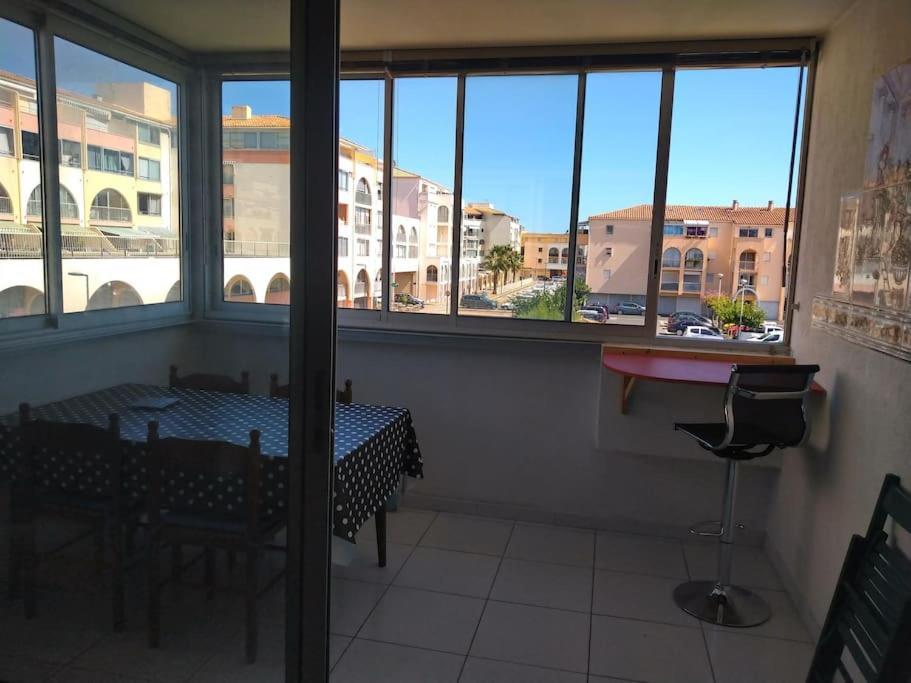Appartement Vue Sur Canal Proximite Mer Сет Экстерьер фото